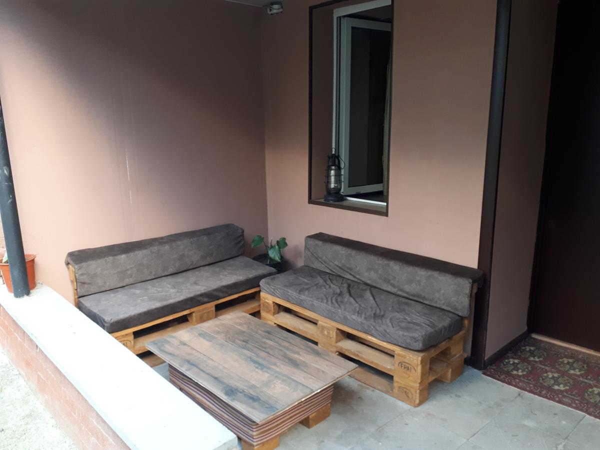 Apartment Cool House Borjomi ภายนอก รูปภาพ